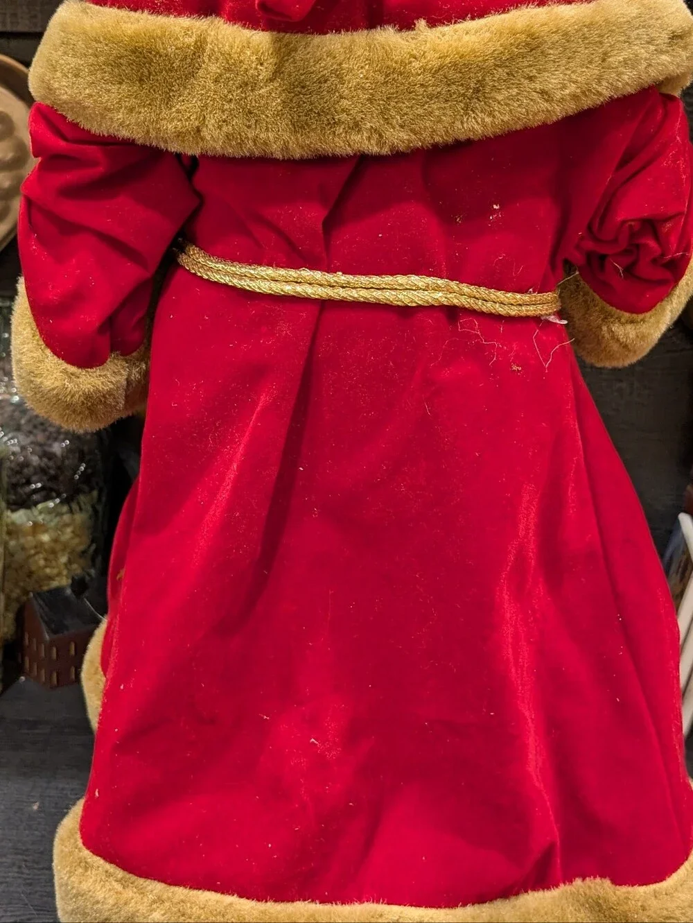 None traditional red